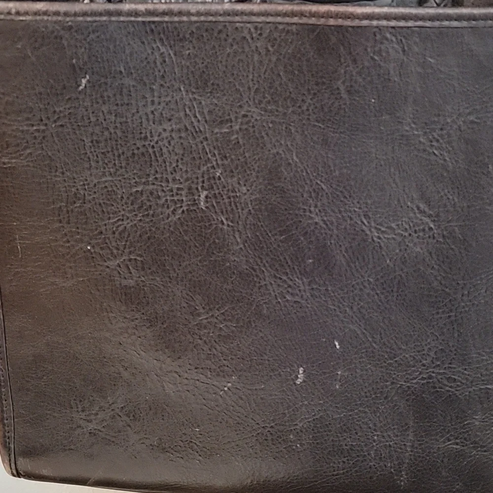 Brighton Brown Croc Leather Shoulder Bag - Picture 9 of 15